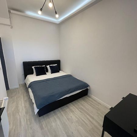 Marisah Residence #2 Otopeni Buitenkant foto